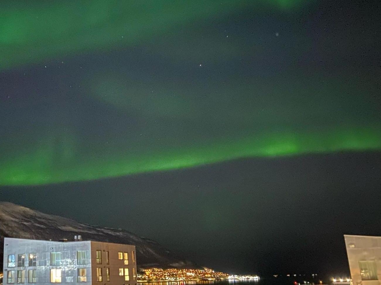 Thenorthernexplorer Penthouse Tromsø Buitenkant foto