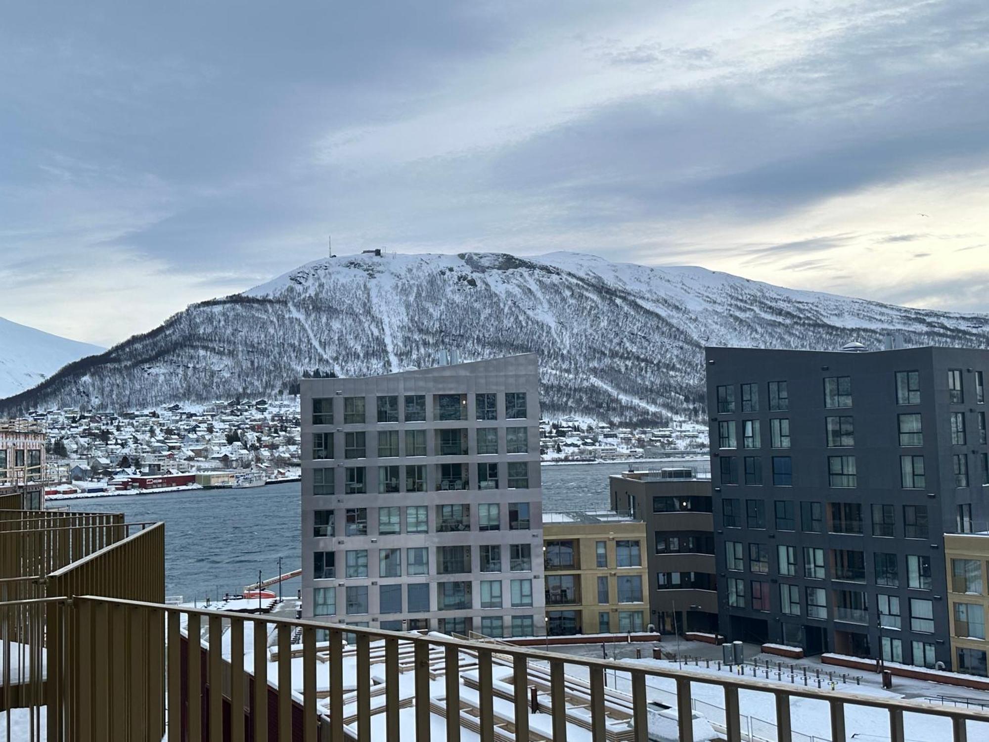 Thenorthernexplorer Penthouse Tromsø Buitenkant foto