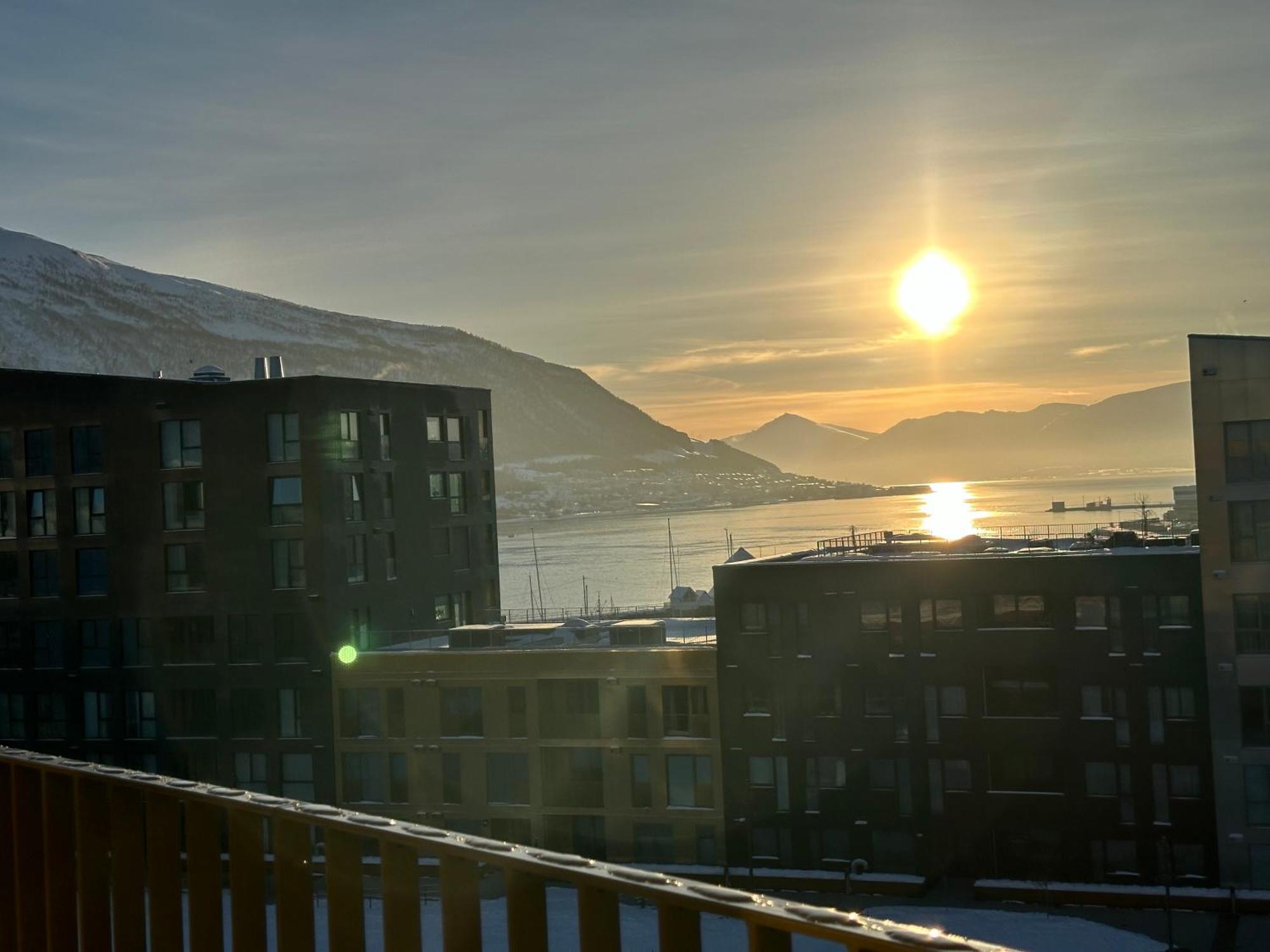 Thenorthernexplorer Penthouse Tromsø Buitenkant foto